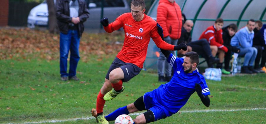 IV Liga Świętokrzyska: Łysica Bodzentyn - GKS Nowiny 1:3 - zdjęcia