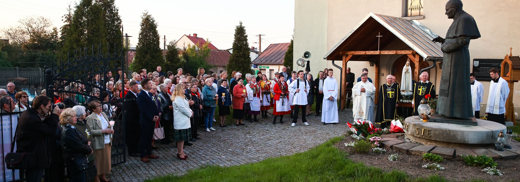 Obchody 20. rocznicy nadania honorowego obywatelstwa Bodzentyna Św. Janowi Pawłowi II - zdjęcia i wideo