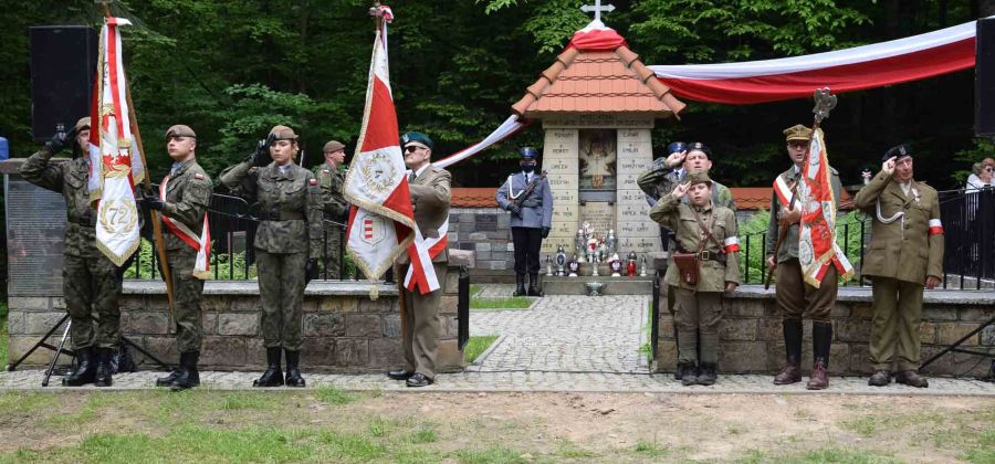 Wykus 2021 - fotorelacja z uroczystości na polanie Wykus