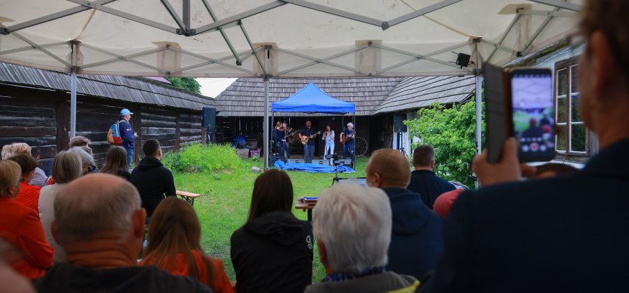 Old Marinners porwali Zagrodę Czernikiewiczów w długi i radosny rejs