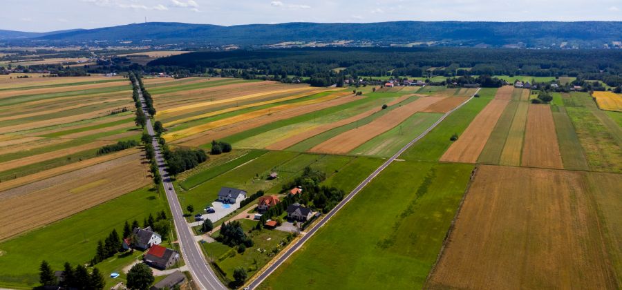 Nowe kilometry wyremontowanych dróg w Gminie Bodzentyn