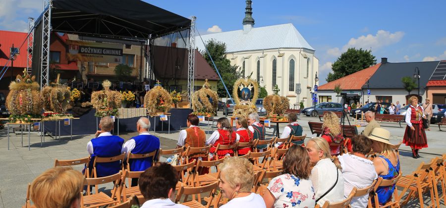 Wierni tradycji i obyczajom - za nami Dożynki Gminy Bodzentyn 2021