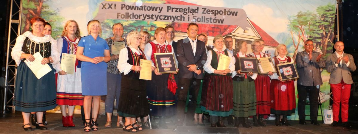 Artyści z gminy Bodzentyn wśród laureatów XXI Powiatowy Przegląd Zespołów Folklorystycznych i Solistów 