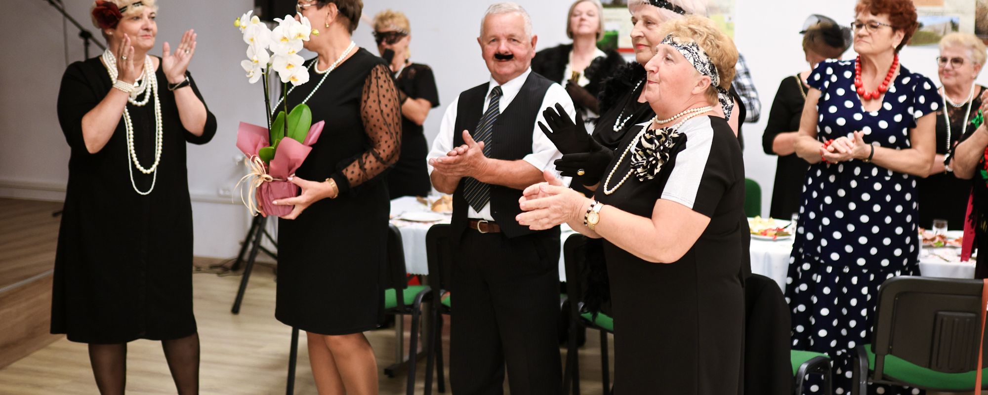 Bal w klimacie lat 20. i 30. z okazji Dnia Seniora w Bodzentynie