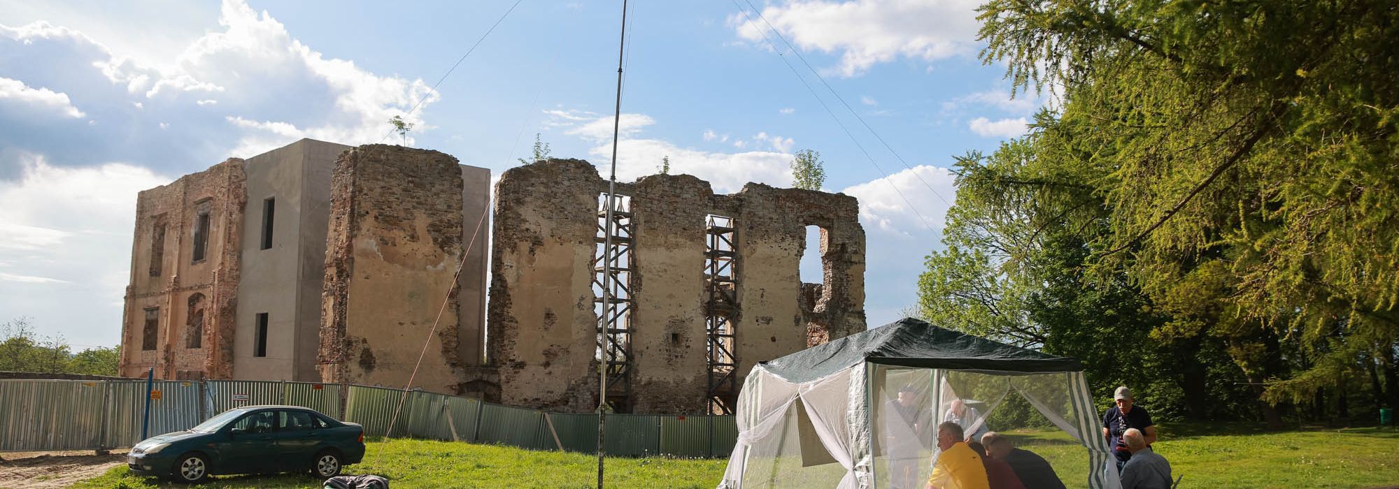 Miłośnicy radiokomunikacji rywalizowali z Bodzentyna w Ogólnopolskich Zawodach Zamkowych Krótkofalowców