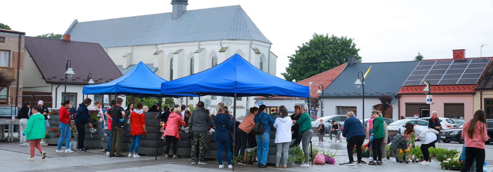 Bodzentyn Zakwitł Dzięki Wspólnemu Wysiłkowi Mieszkańców!