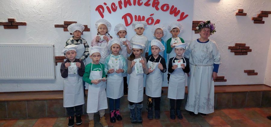 Przedszkolaki z Bodzentyna w „Pierniczkowym Dworze”