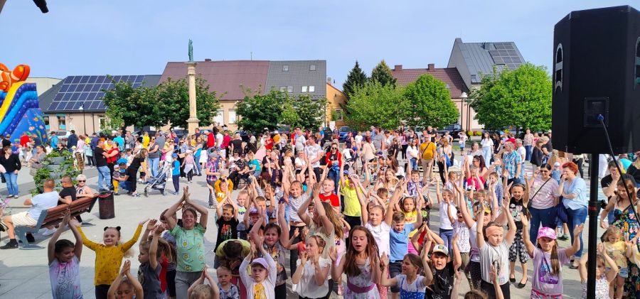 Rekordowy Dzień Dziecka na Rynku Górnym w Bodzentynie!