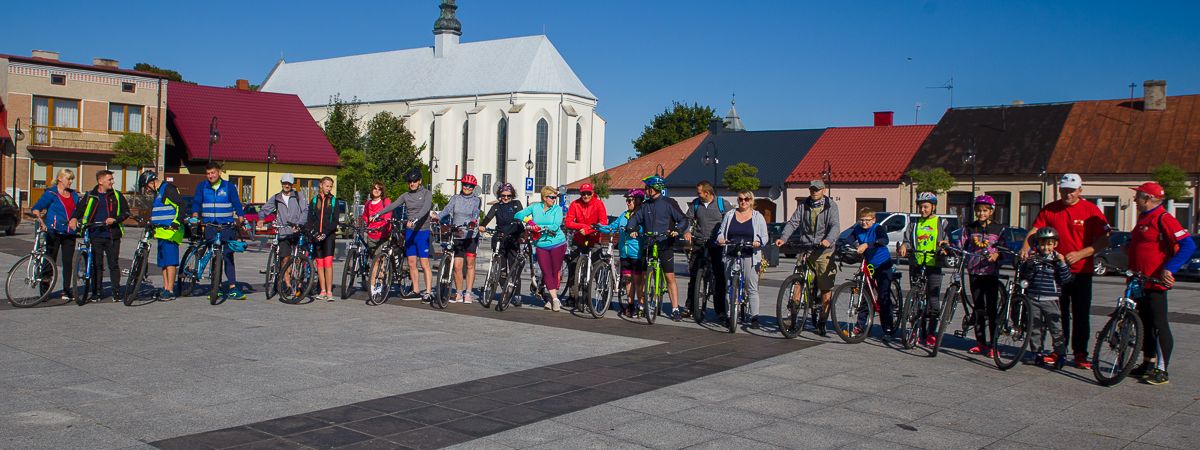 Na rowerach świętowali 500 milionów lat Łysicy